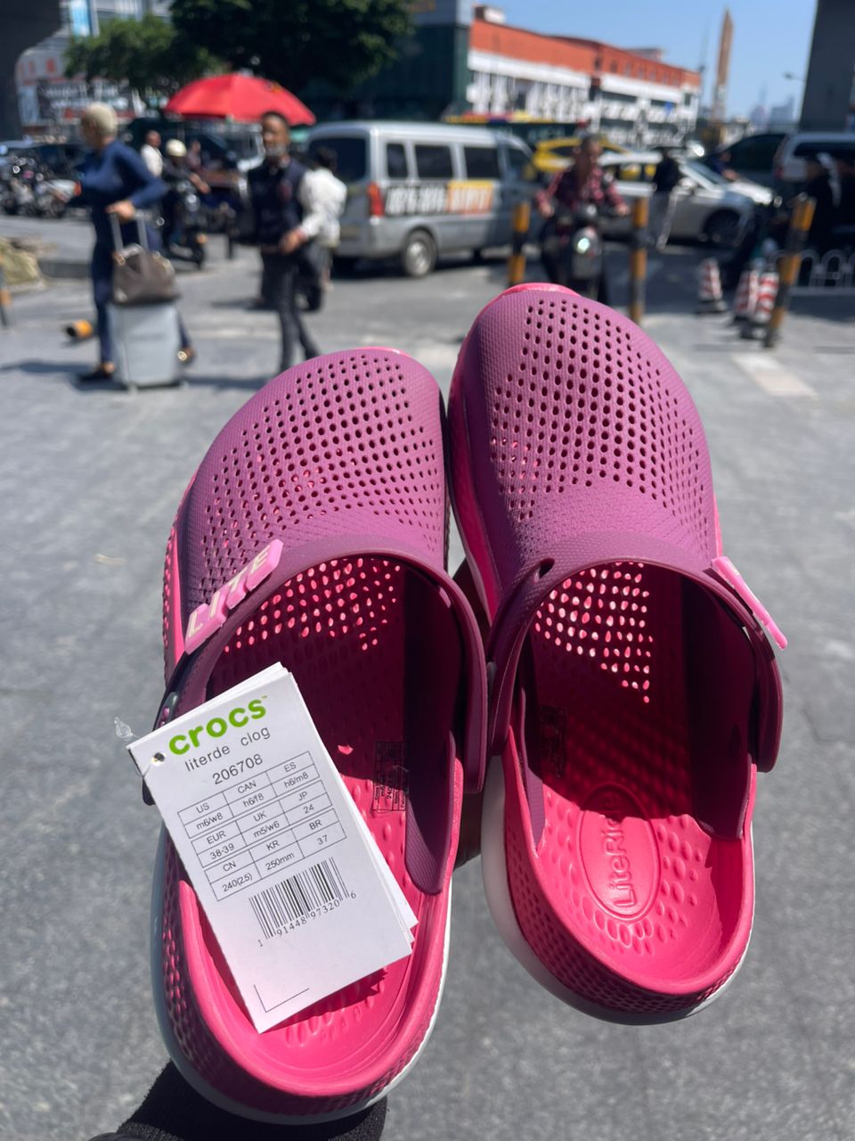 Crocs