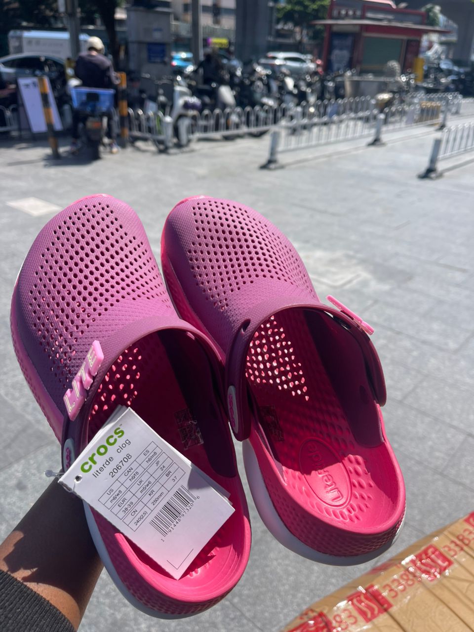 Crocs
