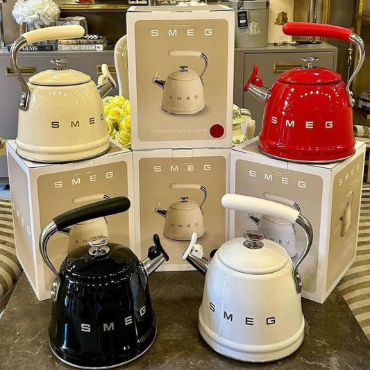 SMEG thermal insulation stovetop  kettle